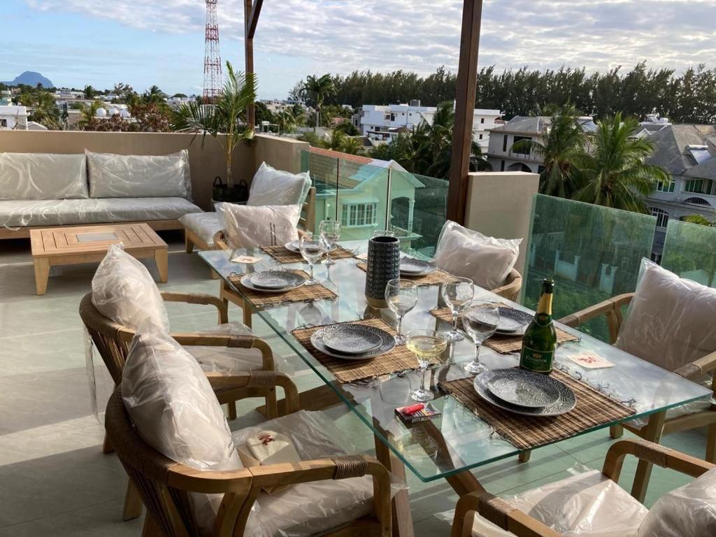 Splendide Penthouse Vue Mer A 5 Mn A Pied De La Plage Flic en Flac Exterior photo