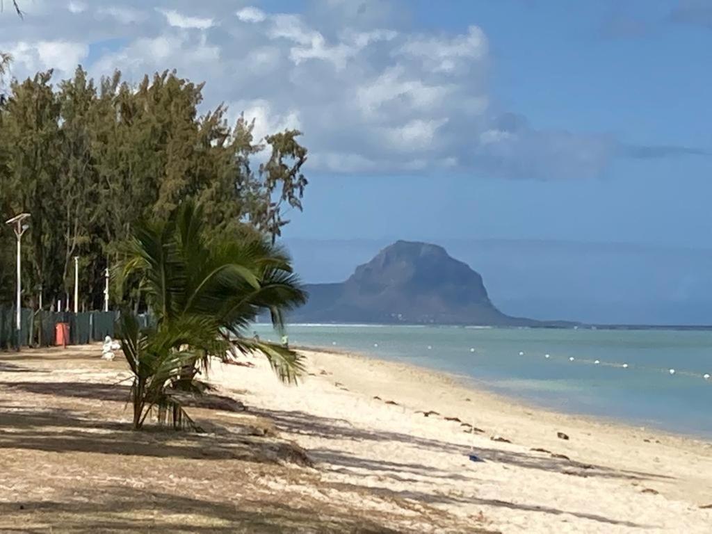 Splendide Penthouse Vue Mer A 5 Mn A Pied De La Plage Flic en Flac Exterior photo