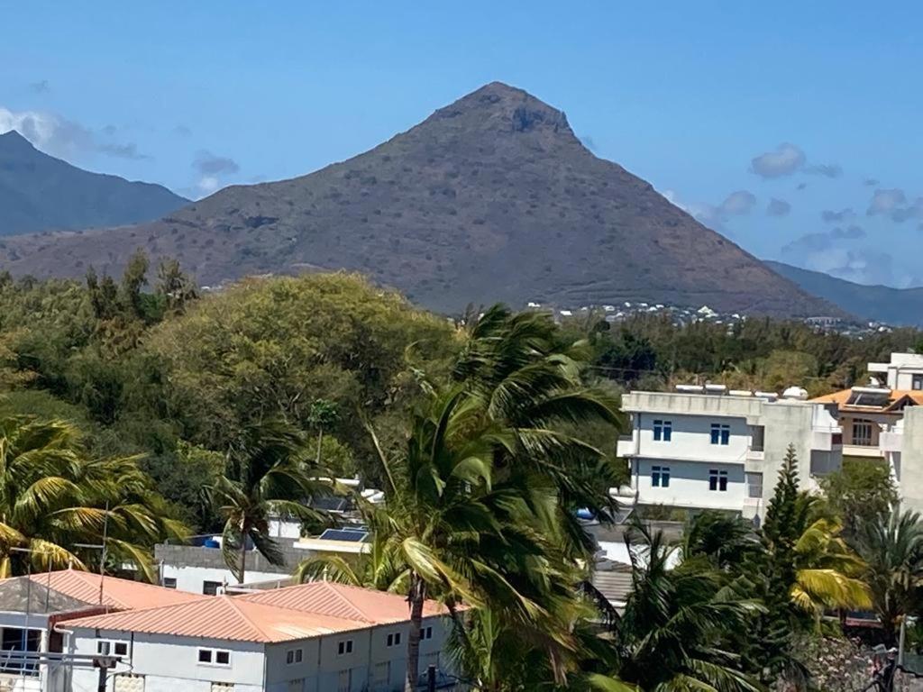 Splendide Penthouse Vue Mer A 5 Mn A Pied De La Plage Flic en Flac Exterior photo