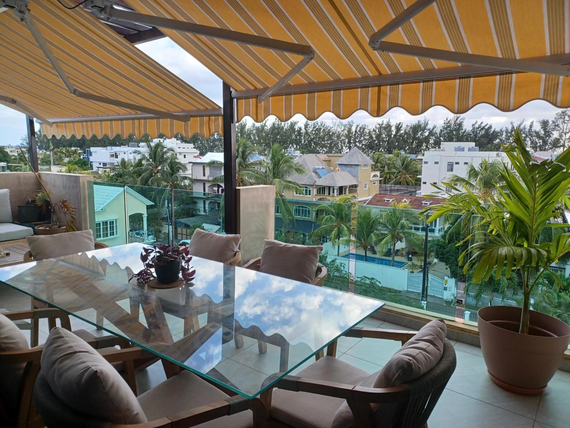 Splendide Penthouse Vue Mer A 5 Mn A Pied De La Plage Flic en Flac Exterior photo