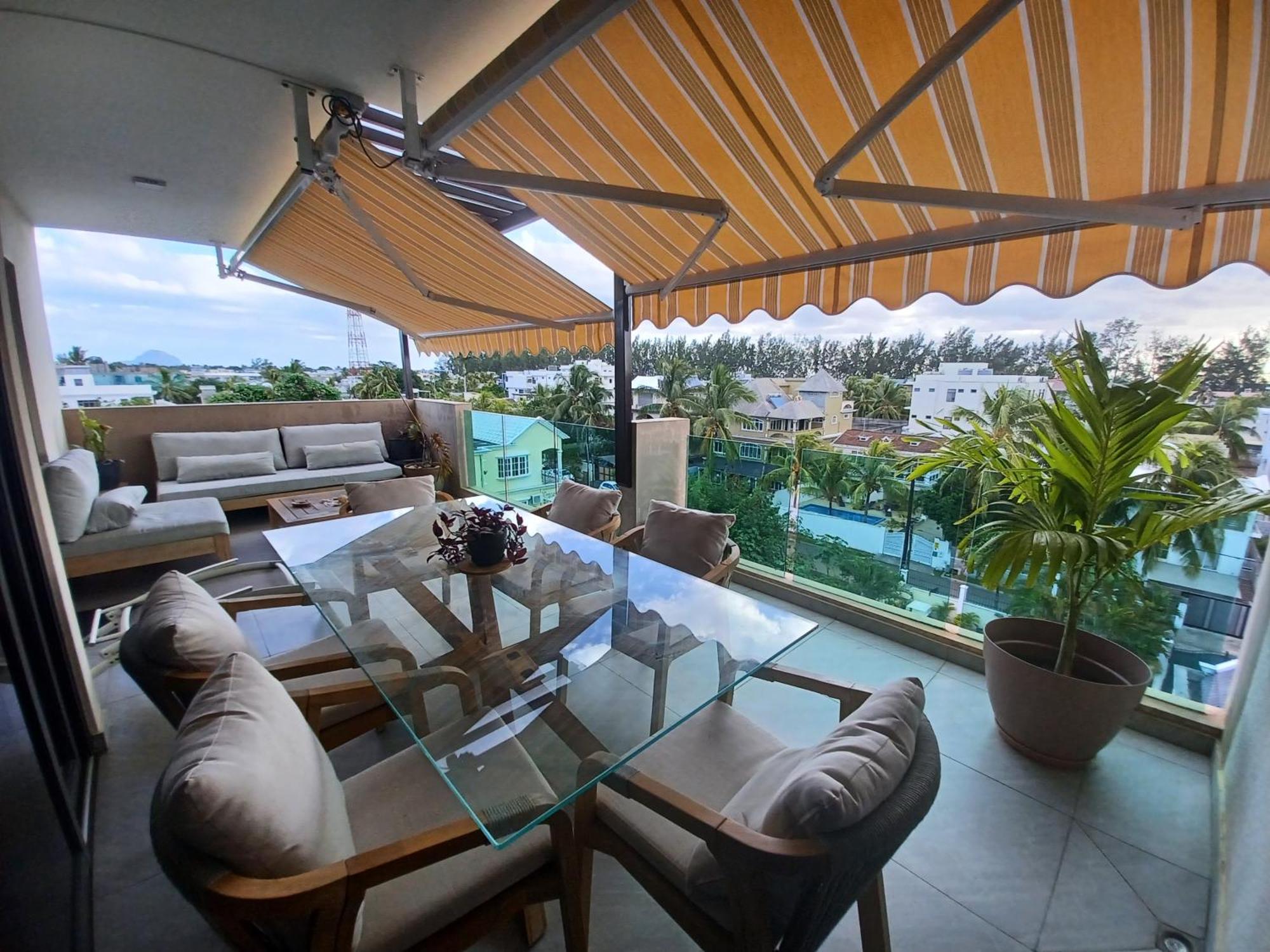 Splendide Penthouse Vue Mer A 5 Mn A Pied De La Plage Flic en Flac Exterior photo